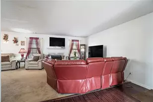 665 Sable View Ln, Atlanta, GA 30349 - Photo 6