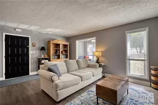 211 Summit North Dr NE, Atlanta, GA 30324 - Photo 14