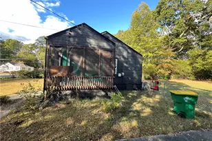 5068 Lorraine Pl, Forest Park, GA 30297 - Photo 8