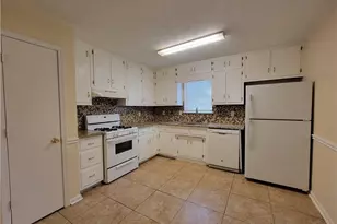 5435 Brandon Ct, Stone Mountain, GA 30088 - Photo 6