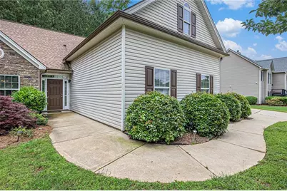 1210 Jefferson Walk Circle, Jefferson, GA 30549 - Photo 4