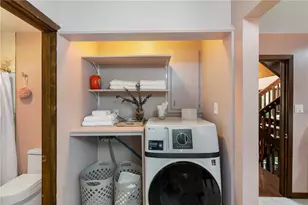 510 Forest Valley Rd, Sandy Springs, GA 30342 - Photo 16