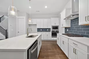 139 Crimson Feather Dr, Jefferson, GA 30549 - Photo 16