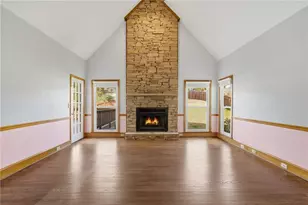 212 Shannon Dr, Woodstock, GA 30188 - Photo 6