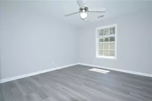 2030 Hunters Trail Dr, Lawrenceville, GA 30043 - Photo 20