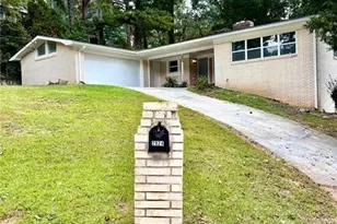 2924 Handy Dr NW, Atlanta, GA 30318 - Photo 2