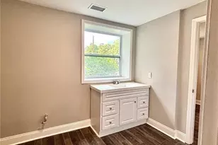 2924 Handy Dr NW, Atlanta, GA 30318 - Photo 12