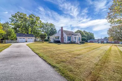 997 Highland Circle SE, Conyers, GA 30012 - Photo 1