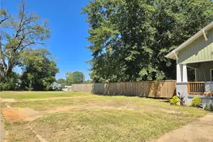 947 Troupe St, Macon, GA 31206 - Photo 8