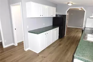 911 Woodchase Dr, Monroe, GA 30655 - Photo 2