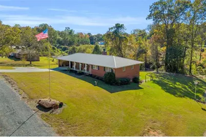 97 Hillside Drive, Toccoa, GA 30577 - Photo 4