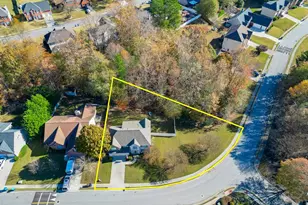 2032 Shin Ct NE, Buford, GA 30519 - Photo 2