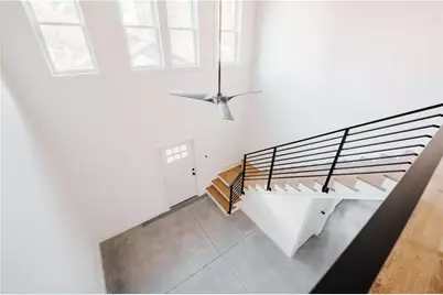 81 Clay Street SE, Atlanta, GA 30317 - Photo 6