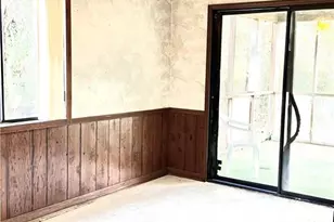 5490 Hulsey Cir, Gainesville, GA 30504 - Photo 4