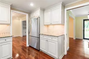 647 Shannon Green Cir SW, Mableton, GA 30126 - Photo 6