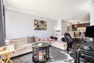 795 Hammond Dr, Atlanta, GA 30328 - Photo 4