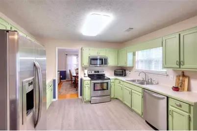 145 Vinnys Terrace, Covington, GA 30014 - Photo 4