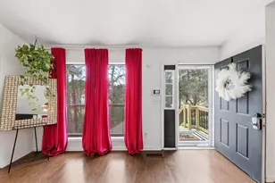 4405 Lakeside Hills Point NE, Kennesaw, GA 30144 - Photo 4