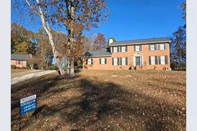 639 Royal Abbey Drive, Stone Mountain, GA 30088 - Photo 2