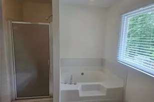 639 Royal Abbey Dr, Stone Mountain, GA 30088 - Photo 20