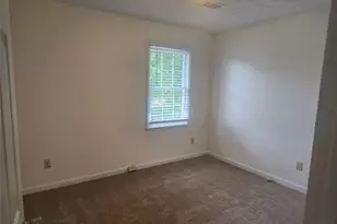 639 Royal Abbey Dr, Stone Mountain, GA 30088 - Photo 28