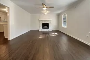 4450 Wood Hollow Ct, Douglasville, GA 30134 - Photo 4