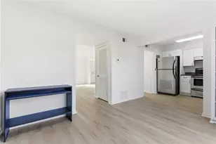 6520 Roswell Rd, Sandy Springs, GA 30328 - Photo 10