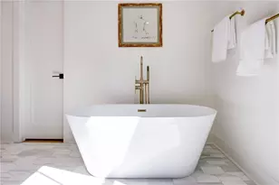 581 Sherwood Rd NE, Atlanta, GA 30324 - Photo 32