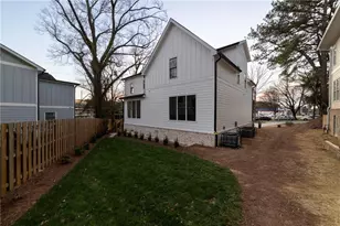 581 Sherwood Rd NE, Atlanta, GA 30324 - Photo 56