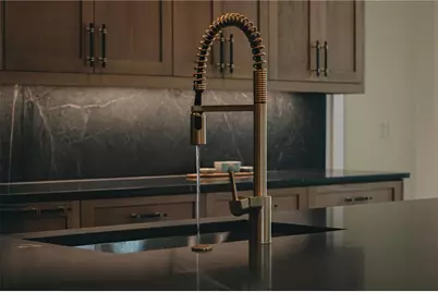 581 Sherwood Road NE, Atlanta, GA 30324 - Photo 8