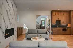 581 Sherwood Rd NE, Atlanta, GA 30324 - Photo 14