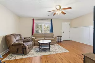 127 Springbrook Dr, Auburn, GA 30011 - Photo 12