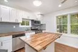 2952 Diana Dr SW, Atlanta, GA 30315 - Photo 4