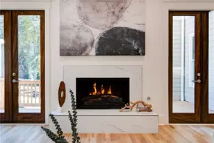 585 Sherwood Rd NE, Atlanta, GA 30324 - Photo 16