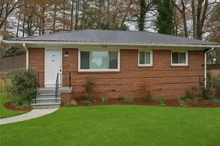 2842 Delowe Dr, East Point, GA 30344 - Photo 14