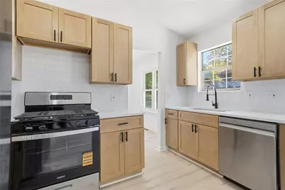 2881 Sunset Court, Decatur, GA 30034 - Photo 8