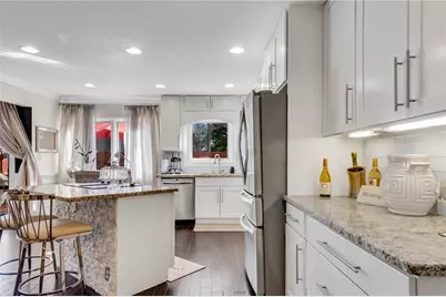 54 Basswood Circle, Sandy Springs, GA 30328 - Photo 8