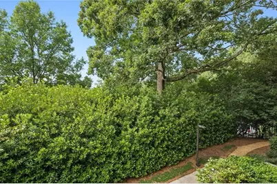 2765 Peachtree Road NE #3, Atlanta, GA 30305 - Photo 22