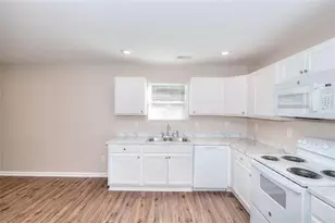 407 Wall St, Monroe, GA 30655 - Photo 10