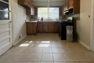 228 Napoleon Dr SW, Atlanta, GA 30314 - Photo 8