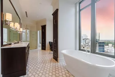 3376 Peachtree Road NE #33A, Atlanta, GA 30326 - Photo 18