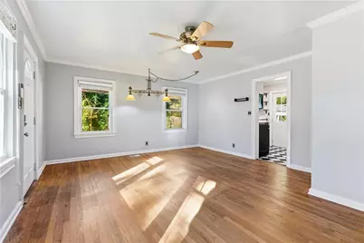 142 Woodbine Circle SE, Atlanta, GA 30317 - Photo 10