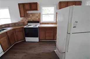 2174 Whites Mill Rd, Decatur, GA 30032 - Photo 12