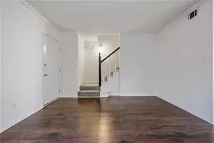 1077 New Haven Dr SW, Marietta, GA 30064 - Photo 2