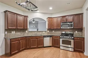 1465 Queens Ln, Alpharetta, GA 30004 - Photo 6