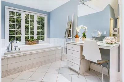 4224 E Conway Drive NW, Atlanta, GA 30327 - Photo 54