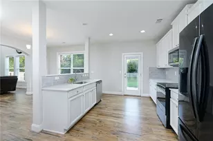 387 Fern Ct, Hoschton, GA 30548 - Photo 40