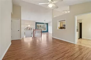 572 Casey's Crossing, Winder, GA 30680 - Photo 6