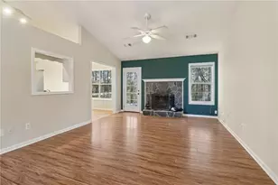 572 Casey's Crossing, Winder, GA 30680 - Photo 4