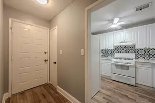 2610 Cumberland Ct SE, Smyrna, GA 30080 - Photo 6